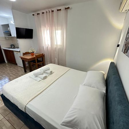 Rias Studios Vlorë Exterior foto