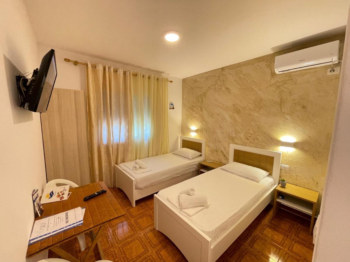 Rias Studios Vlorë Exterior foto