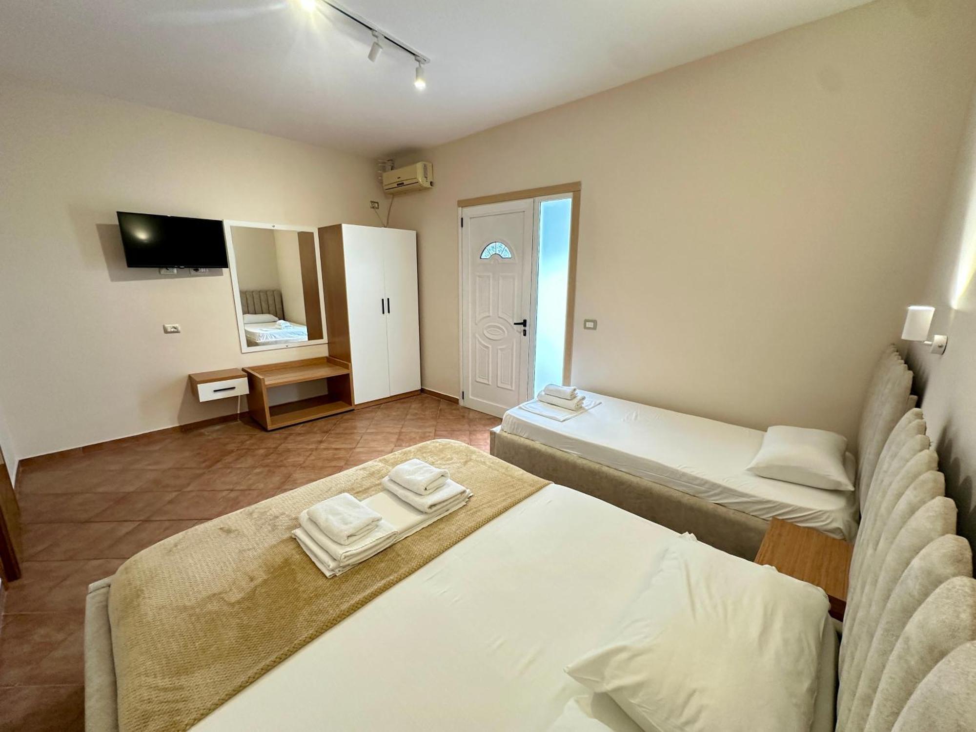 Rias Studios Vlorë Exterior foto